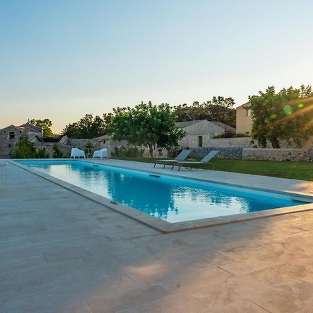 Baglio Cella - Appartamenti Per Vacanze Modica Buitenkant foto