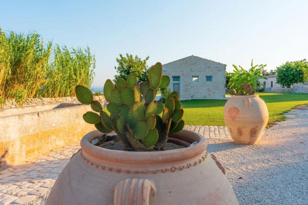 Baglio Cella - Appartamenti Per Vacanze Modica Buitenkant foto