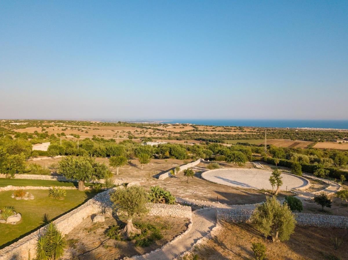 Baglio Cella - Appartamenti Per Vacanze Modica Buitenkant foto