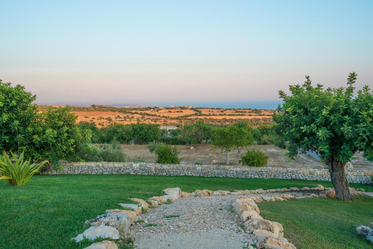 Baglio Cella - Appartamenti Per Vacanze Modica Buitenkant foto