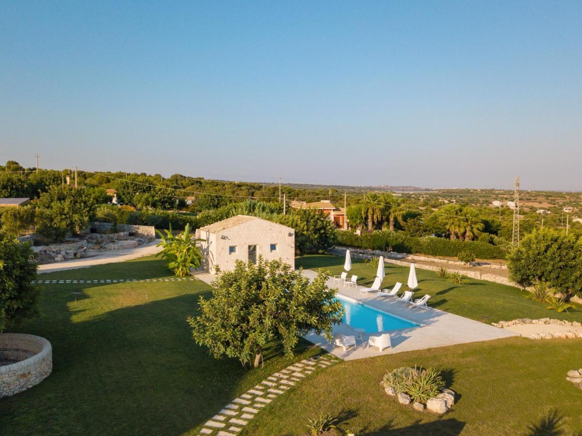 Baglio Cella - Appartamenti Per Vacanze Modica Buitenkant foto
